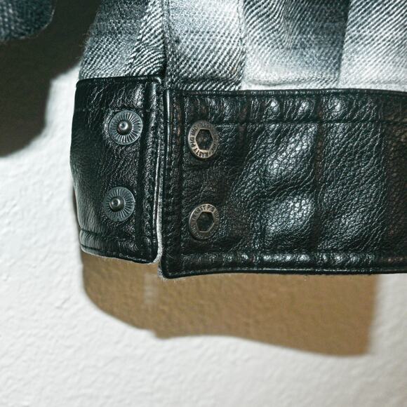 NASTY PIG Men's Button up Shirt Black Grey Plaid Faux Leather trim Sz Medium - Picture 6 of 10